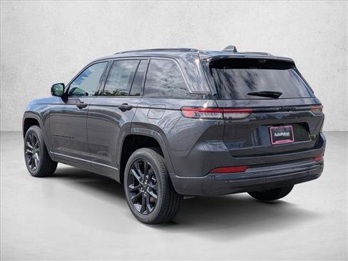New 2026 Jeep Grand Cherokee Limited AWD/4WD image 8