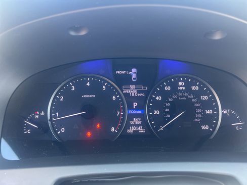 Used 2015 Lexus LS 460 AWD w/ Comfort Package image 4