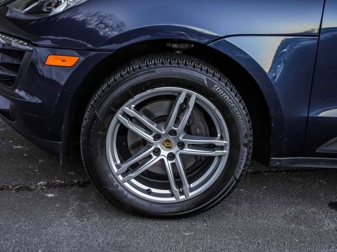 Used 2017 Porsche Macan image 12
