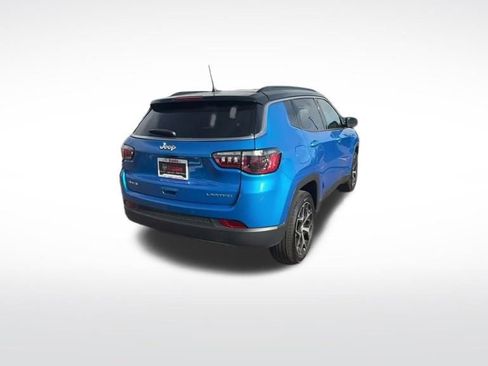 Used 2024 Jeep Compass Limited AWD/4WD image 35