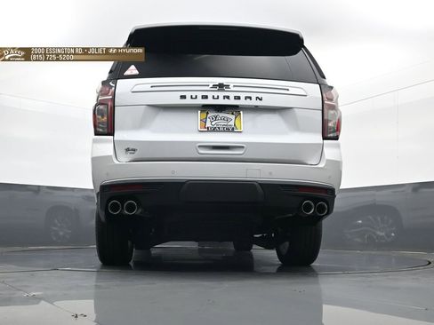 Used 2024 Chevrolet Suburban High Country AWD/4WD image 27