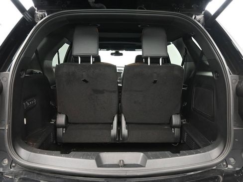 Used 2017 Ford Explorer Platinum image 32