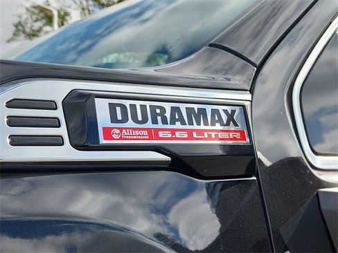 New 2026 GMC Sierra 2500 Denali w/ Denali Reserve Package image 13