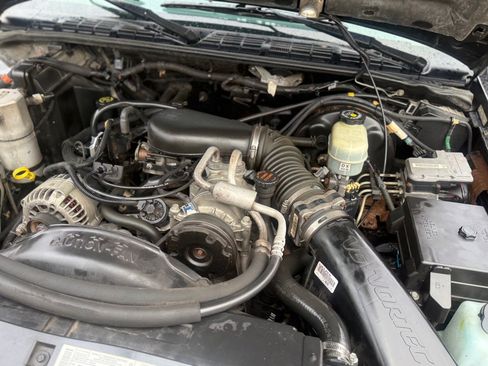 Used 2001 GMC Jimmy SLE w/ SLE Luxury Equipment Group image 20