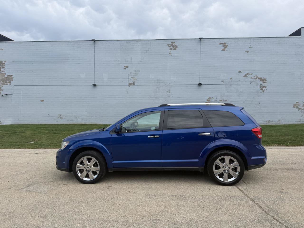 Used 2015 Dodge Journey Limited w/ Sun/Sound & Wheel Group AWD/4WD image 4