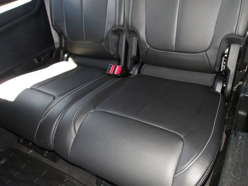 Used 2021 Jeep Grand Cherokee L Limited image 15