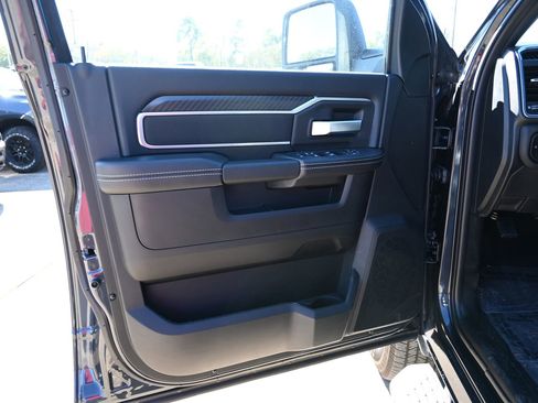 New 2025 RAM 2500 Lone Star AWD/4WD image 9