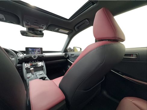 Used 2023 Lexus IS 300 w/ Comfort Package RWD image 41