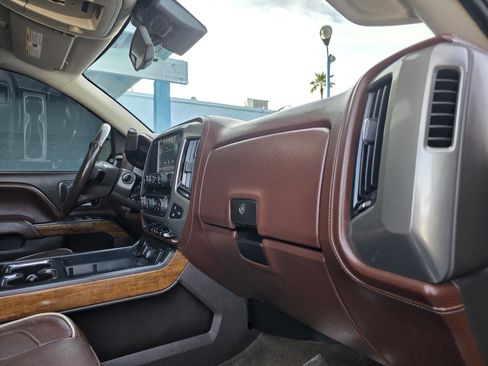 Used 2015 Chevrolet Silverado 1500 High Country w/ High Country Premium Package image 14