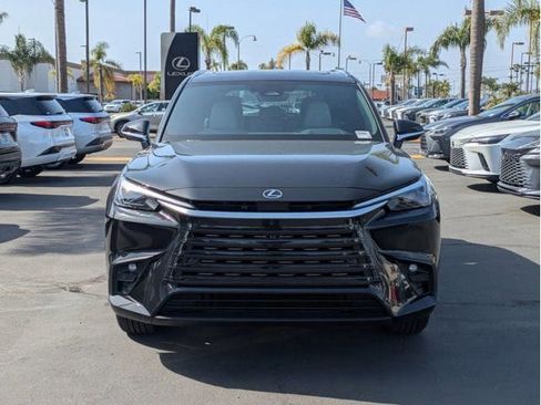 New 2026 Lexus TX 350 AWD image 2