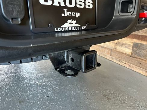 Used 2022 Jeep Gladiator Rubicon w/ Cold Weather Group AWD/4WD image 24