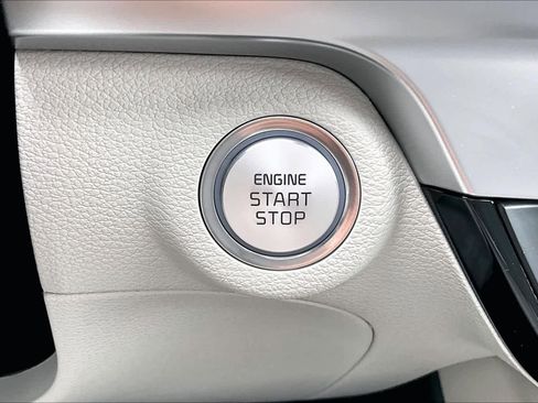 Used 2025 Kia Telluride S image 33