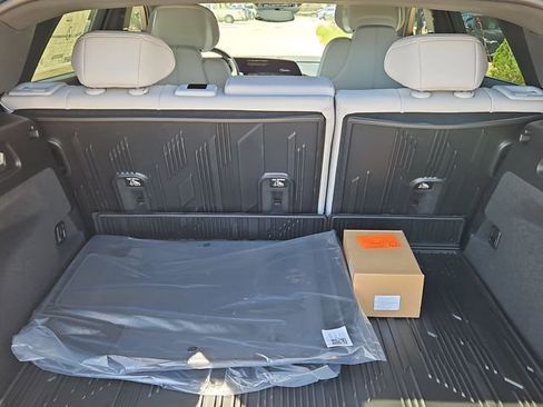 New 2026 Cadillac Lyriq Luxury w/ LPO, Floor Liner Package image 27