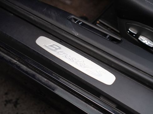 Used 2013 Porsche Boxster S image 11