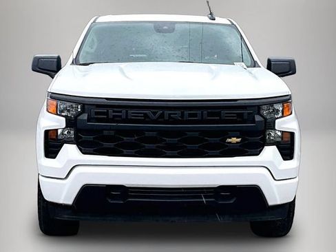 Used 2025 Chevrolet Silverado 1500 Custom AWD/4WD image 3