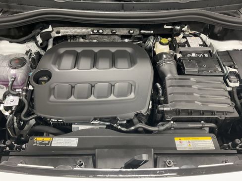 New 2026 Volkswagen Tiguan SE AWD/4WD image 18