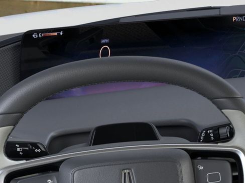 New 2025 Lincoln Navigator L Reserve image 13