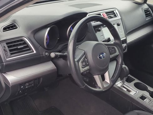 Used 2015 Subaru Legacy 2.5i Premium AWD/4WD image 2
