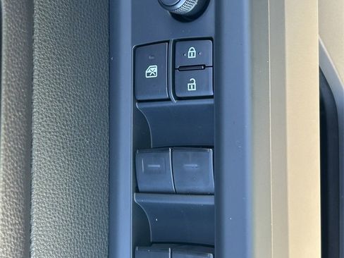 New 2026 Toyota Tundra SR image 20