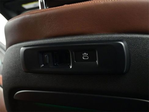 Used 2023 BMW X5 M50i w/ Executive Package image 34