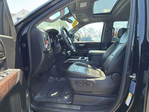 Used 2023 GMC Sierra 2500 Denali w/ Technology Package AWD/4WD image 13