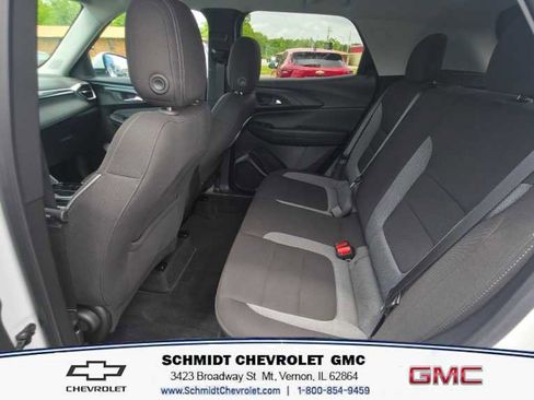 Used 2024 Chevrolet TrailBlazer LT w/ Driver Confidence Package FWD image 10