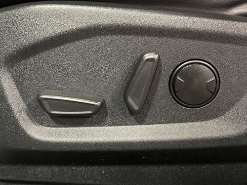 Used 2022 Ford Edge SEL w/ Convenience Package image 10