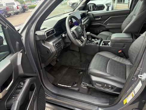 Certified 2024 Toyota Tacoma TRD Off-Road w/ TRD Off Road Premium Package AWD/4WD image 17