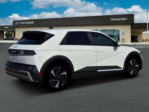 New 2026 Hyundai Ioniq 5 SEL image 8