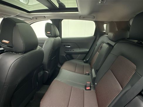 New 2026 Nissan Kicks SR w/ SR Premium Package image 10