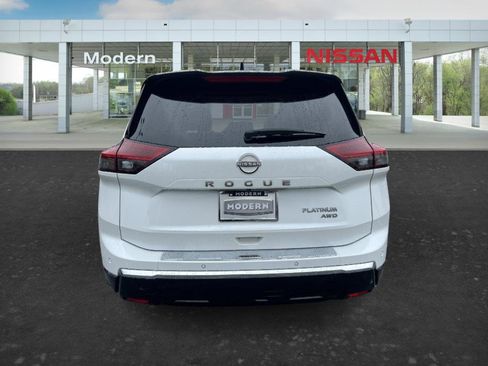 Certified 2024 Nissan Rogue Platinum w/ Platinum Premium Package image 4