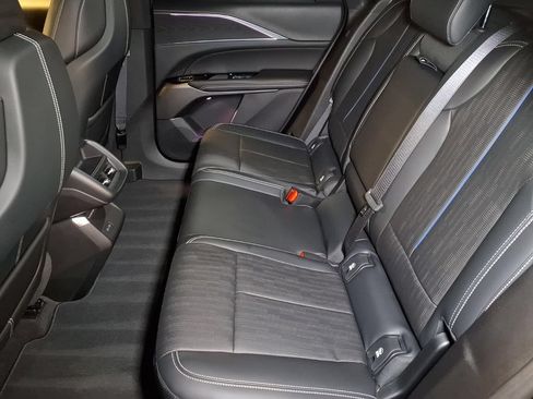 Certified 2024 Cadillac Lyriq Sport RWD image 16