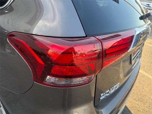 Used 2020 Mitsubishi Outlander GT image 33