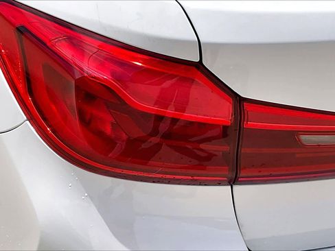 Used 2017 BMW 530i RWD image 28