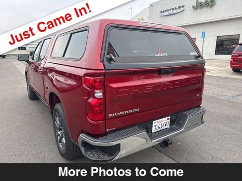 Used 2023 Chevrolet Silverado 1500 LT image 3