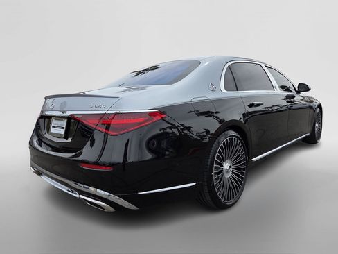 Certified 2023 Mercedes-Benz Maybach S 680 4MATIC image 5