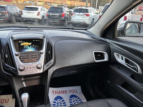 Used 2013 Chevrolet Equinox LT image 18