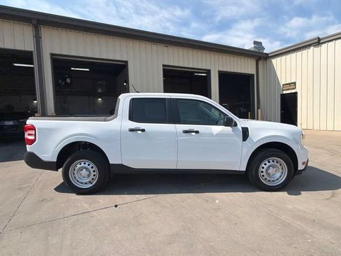 Used 2024 Ford Maverick XL FWD image 2