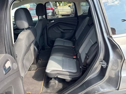 Used 2014 Ford Escape SE w/ Equipment Group 201A FWD image 11