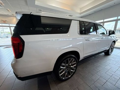 New 2026 GMC Yukon XL Denali Ultimate AWD/4WD image 5