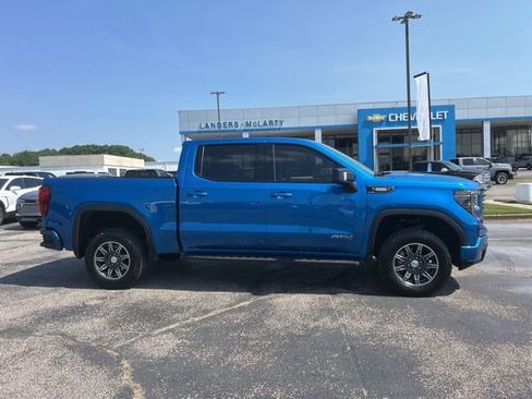 Used 2024 GMC Sierra 1500 AT4 w/ AT4 Premium Package image 2