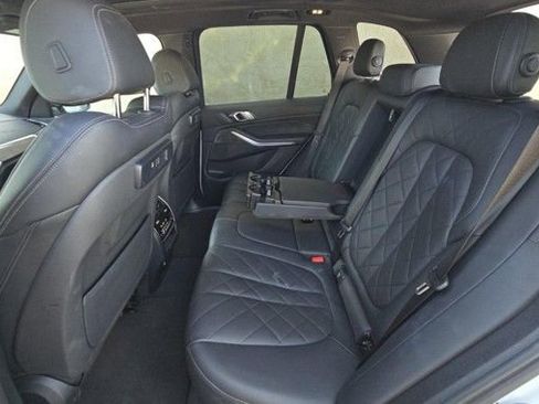 Used 2023 BMW X5 xDrive40i image 7