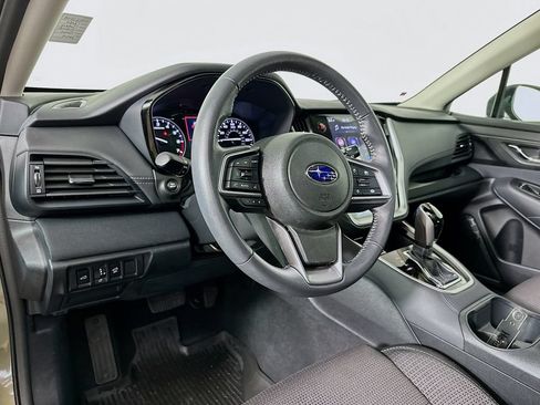 Used 2025 Subaru Outback Premium w/ Popular Package #1A AWD/4WD image 10