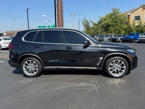 Used 2025 BMW X5 xDrive40i w/ Premium Package AWD/4WD image 2