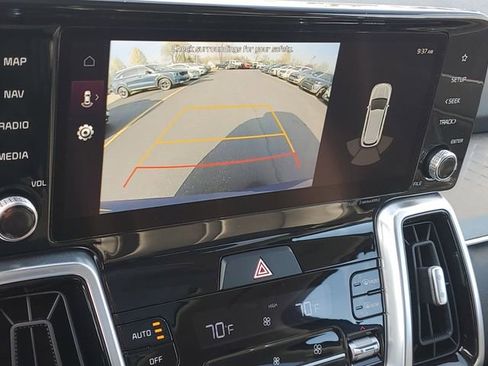 Certified 2023 Kia Sorento SX AWD/4WD image 28