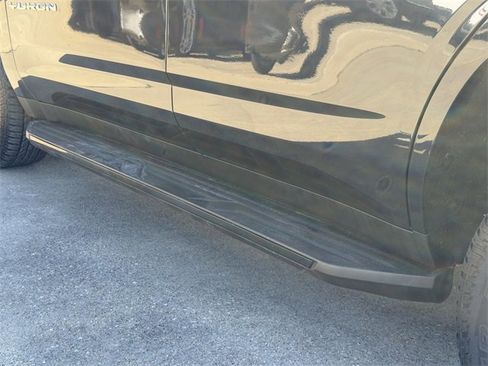 Certified 2021 GMC Yukon SLE image 10