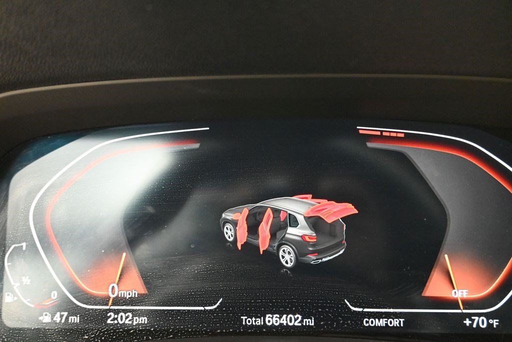 Used 2019 BMW X5 xDrive40i w/ Convenience Package AWD/4WD image 10