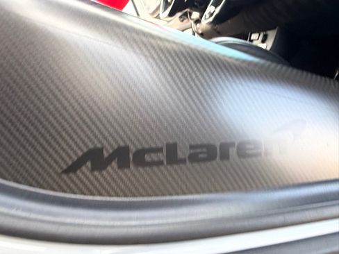 Used 2020 McLaren GT RWD image 12