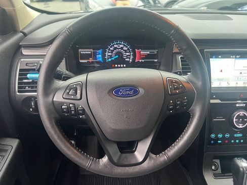 Used 2018 Ford Flex Limited w/ Equipment Group 303A AWD/4WD image 22
