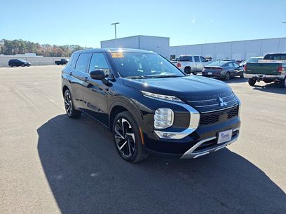 Used 2023 Mitsubishi Outlander SE